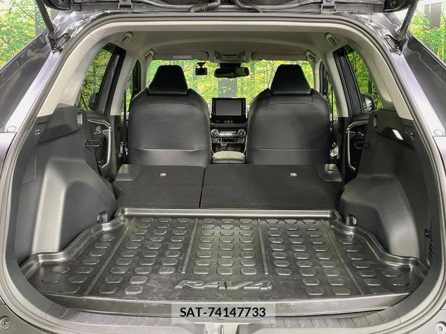 Toyota RAV4 2022-07 8218533-9