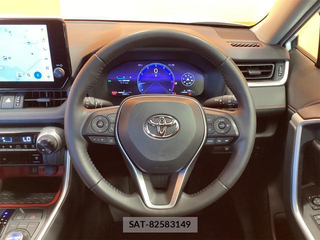 Toyota RAV4 2023-01 8218686-2