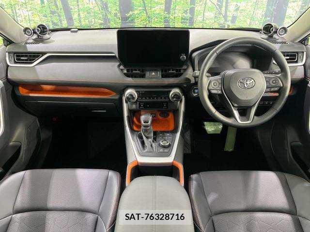 Toyota RAV4 2024-08 8218711-1