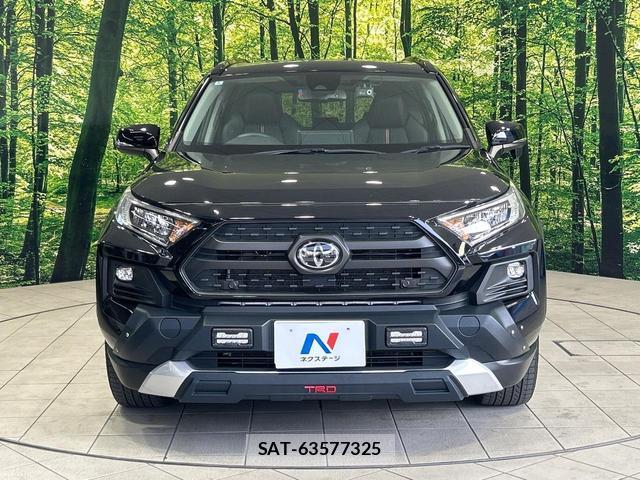 Toyota RAV4 2022-08 8218744-13