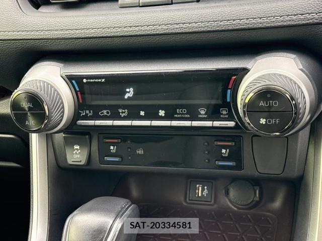 Toyota RAV4 2023-09 8218749-12