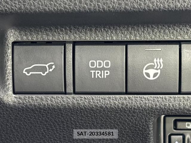 Toyota RAV4 2023-09 8218749-15