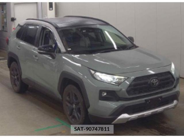 Toyota RAV4 2022-09 8218877-0