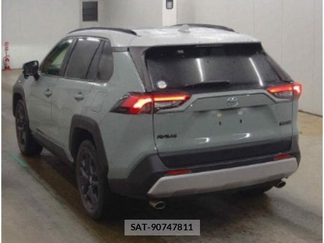 Toyota RAV4 2022-09 8218877-1