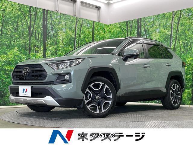 Toyota RAV4 2021-11 8219077-0