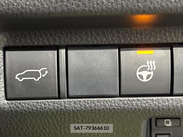 Toyota RAV4 2020-02 8219101-4
