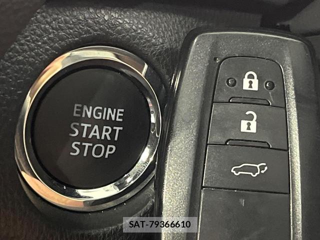 Toyota RAV4 2020-02 8219101-6