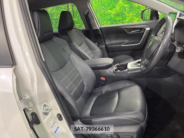 Toyota RAV4 2020-02 8219101-7
