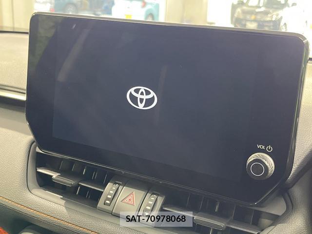 Toyota RAV4 2023-08 8219115-2