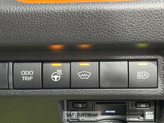 Toyota RAV4 2023-08 8219115-5