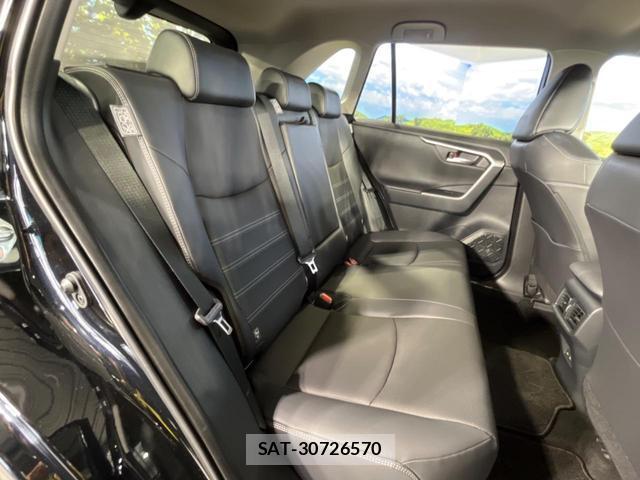 Toyota RAV4 2024-03 8219181-9