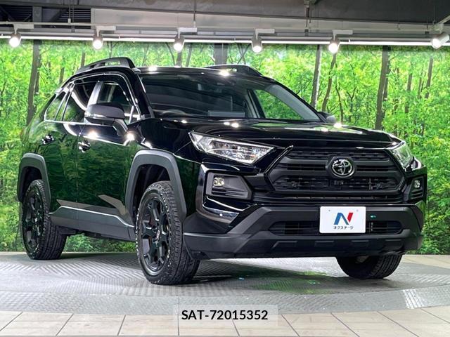 Toyota RAV4 2023-09 8219346-15