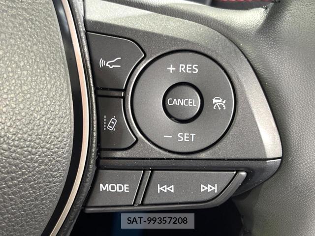 Toyota RAV4 2024-08 8219348-4