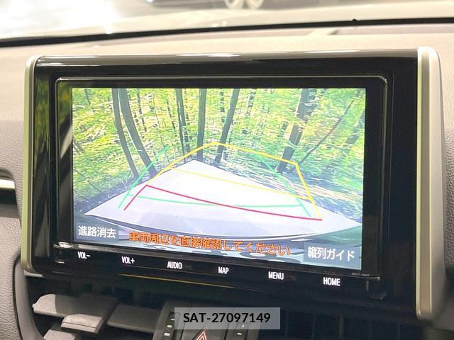 Toyota RAV4 2021-07 8219399-4