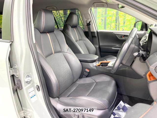 Toyota RAV4 2021-07 8219399-8