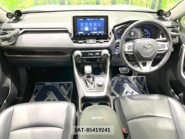 Toyota RAV4 2019-12 8219402-1