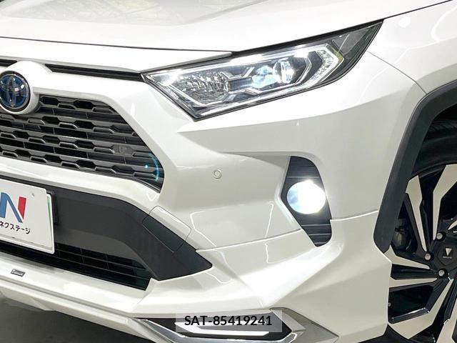 Toyota RAV4 2019-12 8219402-11