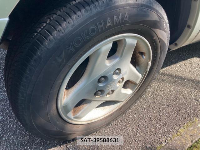 Toyota RAV4 1998-12 8219643-12