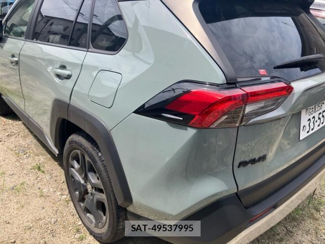 Toyota RAV4 2023-07 8219763-2