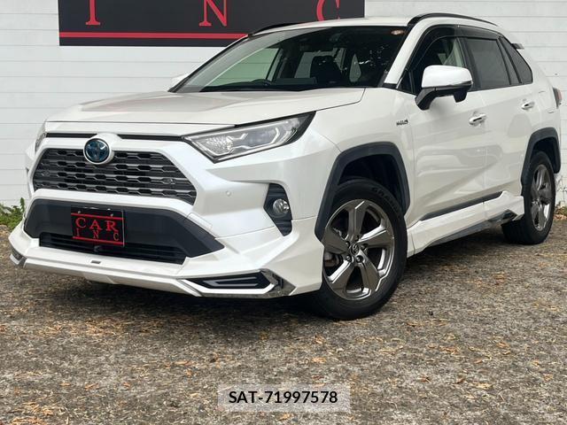 Toyota RAV4 2019-06 8219887-1