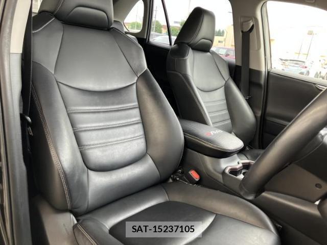 Toyota RAV4 2019-09 8220240-3