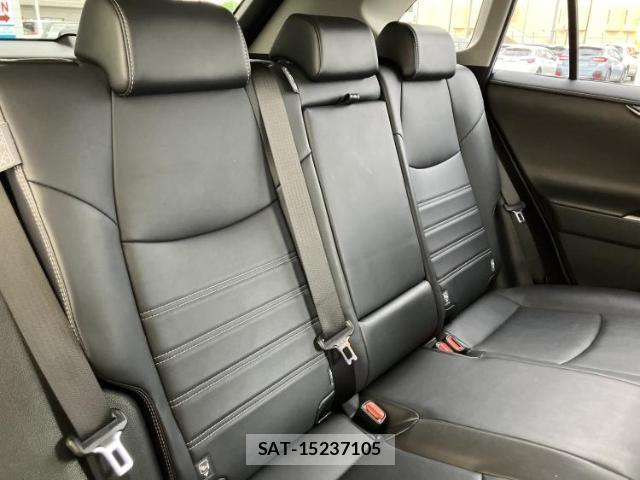 Toyota RAV4 2019-09 8220240-4