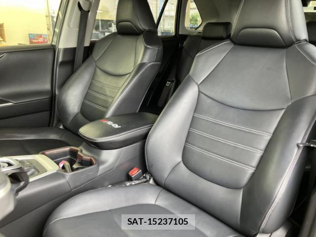 Toyota RAV4 2019-09 8220240-5
