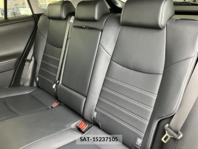 Toyota RAV4 2019-09 8220240-6