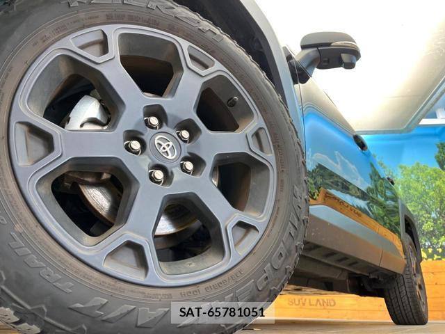 Toyota RAV4 2024-10 8220354-12