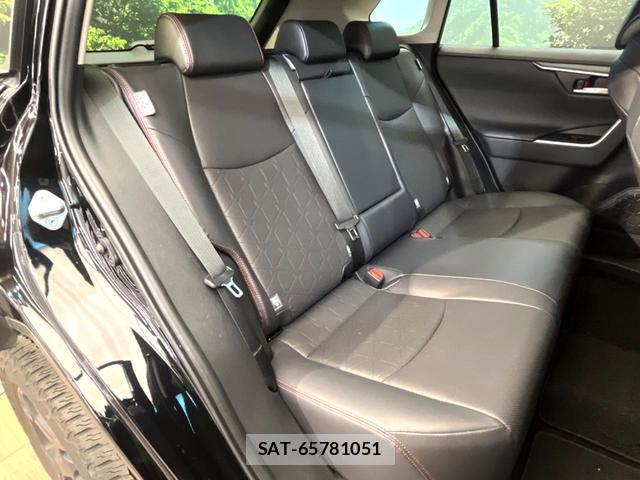 Toyota RAV4 2024-10 8220354-8