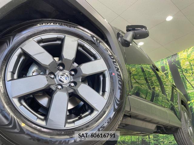 Toyota RAV4 2026-07 8220420-12