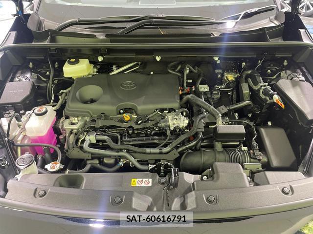 Toyota RAV4 2026-07 8220420-17