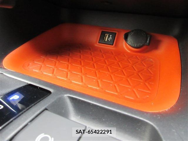 Toyota RAV4 2024-03 8221017-14