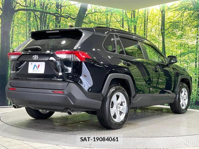 Toyota RAV4 2019-05 8221093-16