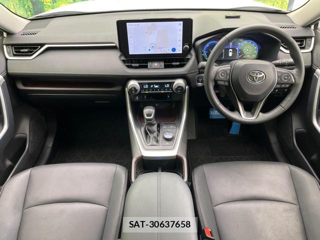 Toyota RAV4 2023-11 8221145-1
