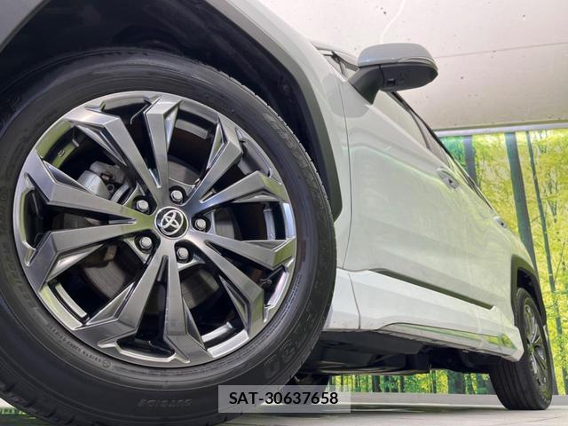 Toyota RAV4 2023-11 8221145-12