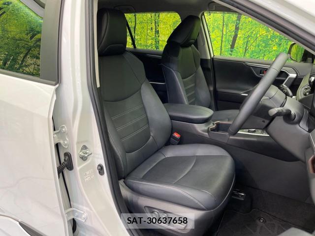 Toyota RAV4 2023-11 8221145-7