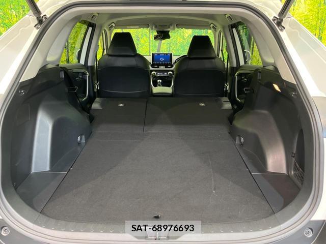 Toyota RAV4 2020-02 8221148-9