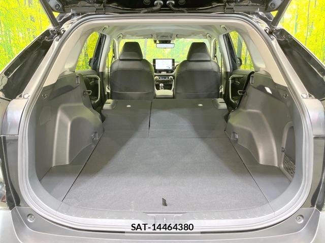 Toyota RAV4 2023-06 8221230-9