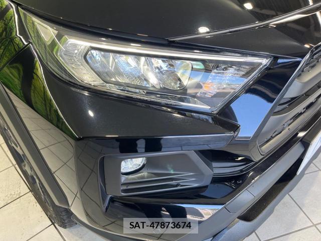Toyota RAV4 2023-10 8221549-11
