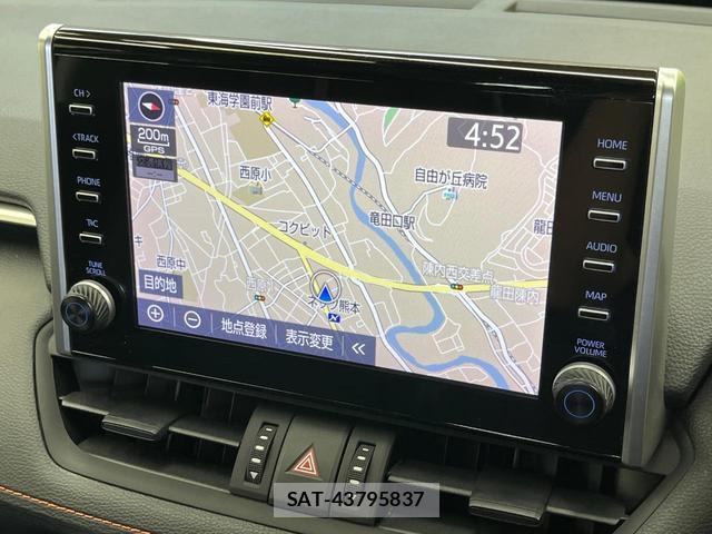 Toyota RAV4 2022-03 8221651-2