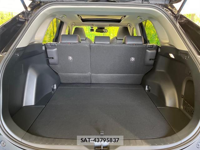 Toyota RAV4 2022-03 8221651-9