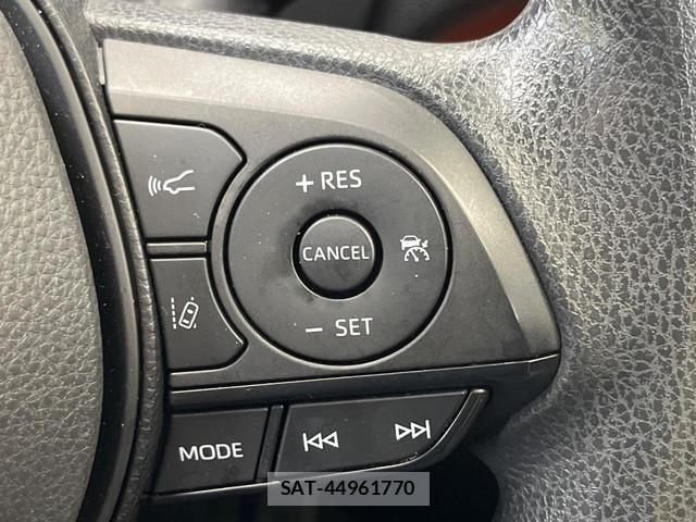 Toyota RAV4 2019-05 8221654-4