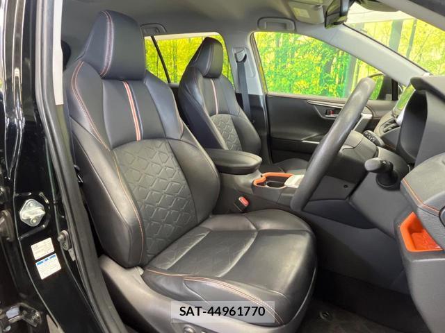 Toyota RAV4 2019-05 8221654-7