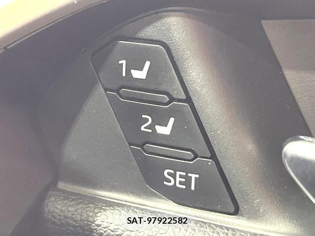 Toyota RAV4 2023-09 8222031-4