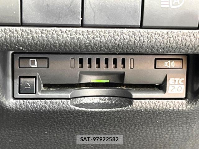 Toyota RAV4 2023-09 8222031-5
