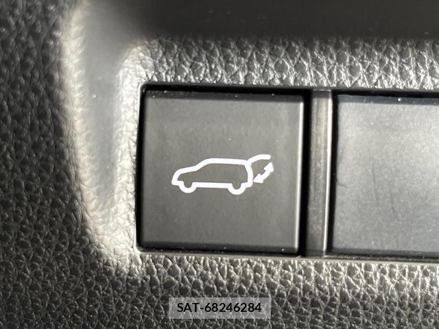 Toyota RAV4 2019-09 8222191-3