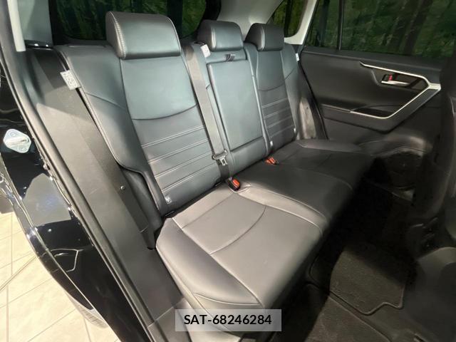 Toyota RAV4 2019-09 8222191-8