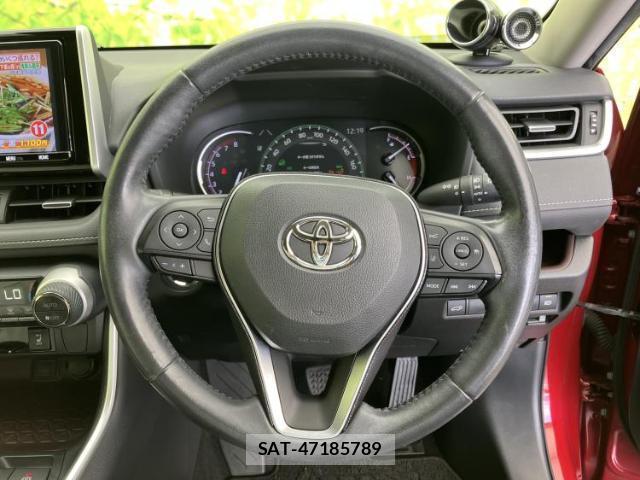 Toyota RAV4 2019-10 8222357-14