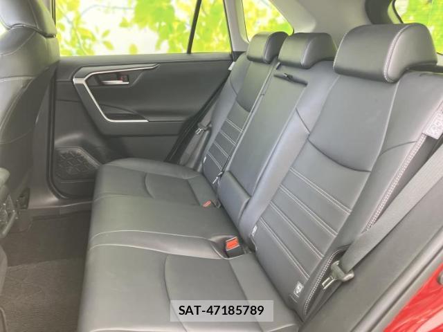 Toyota RAV4 2019-10 8222357-6